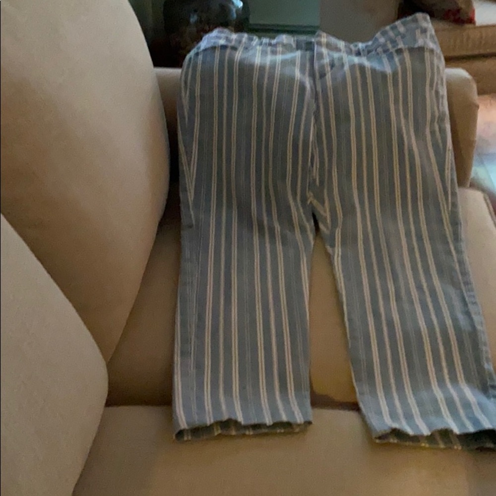 Capri Pants